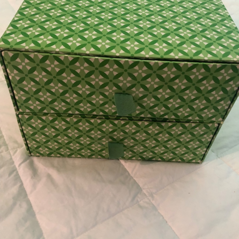 Organize boxes - Picture 4 of 9